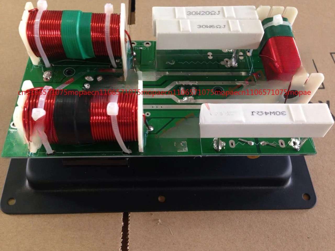 

OK For JBL725 Divider 3way Crossover 800W-1600W 8Ω w/Backing for dual 15"Speaker