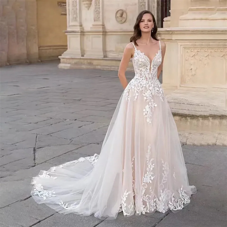 

Sexy Spaghetti V Neck Wedding Dresses For Women Lace Appliques Tulle A-Line Bridal Gowns Vestido Novia Robe De Marriage