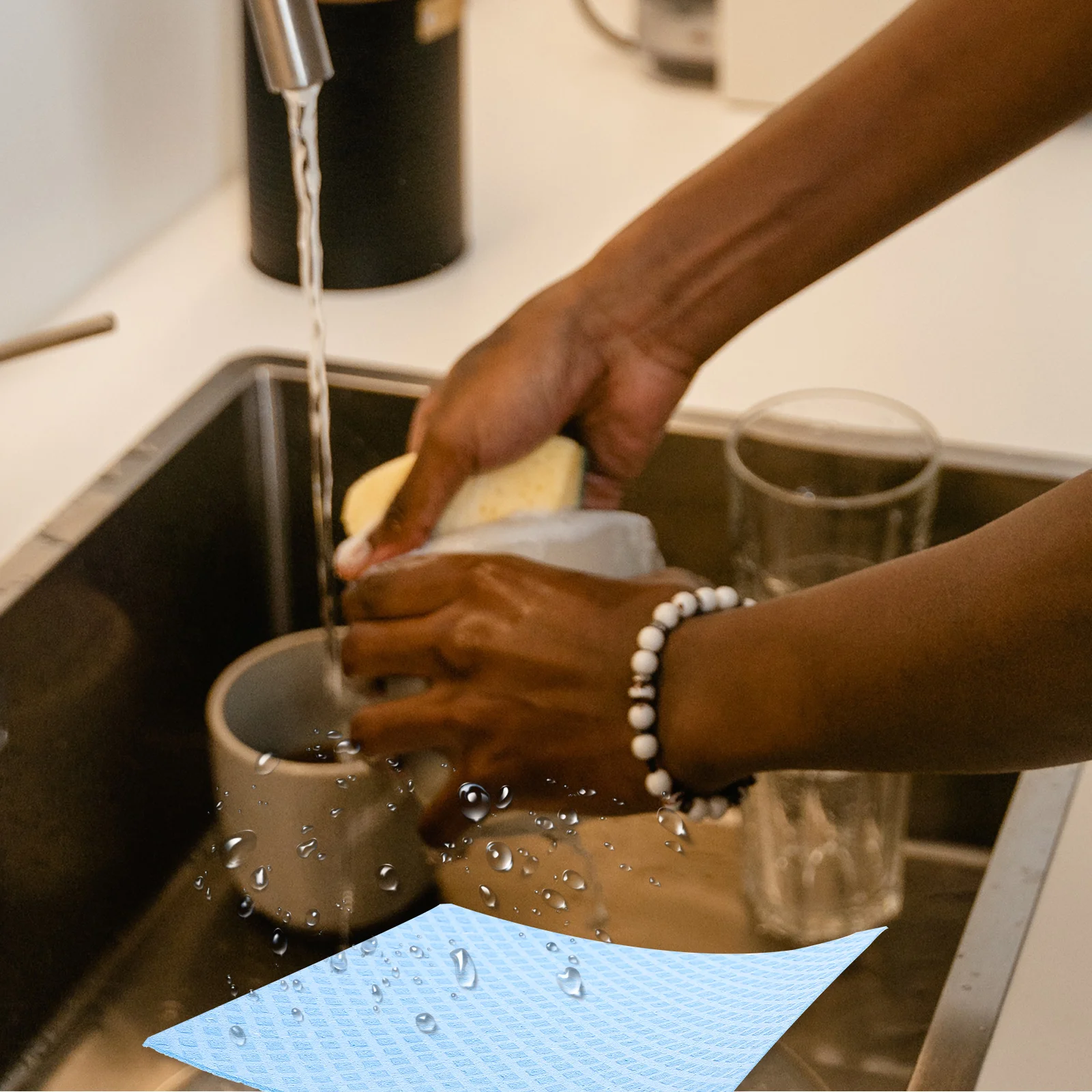 

5Pcs Wood Fiber Dishcloths Reusable Absorbent Cleaning Cloths for Kitchen Scrubbing Pots Pans Silverware Non-Scratch Dish