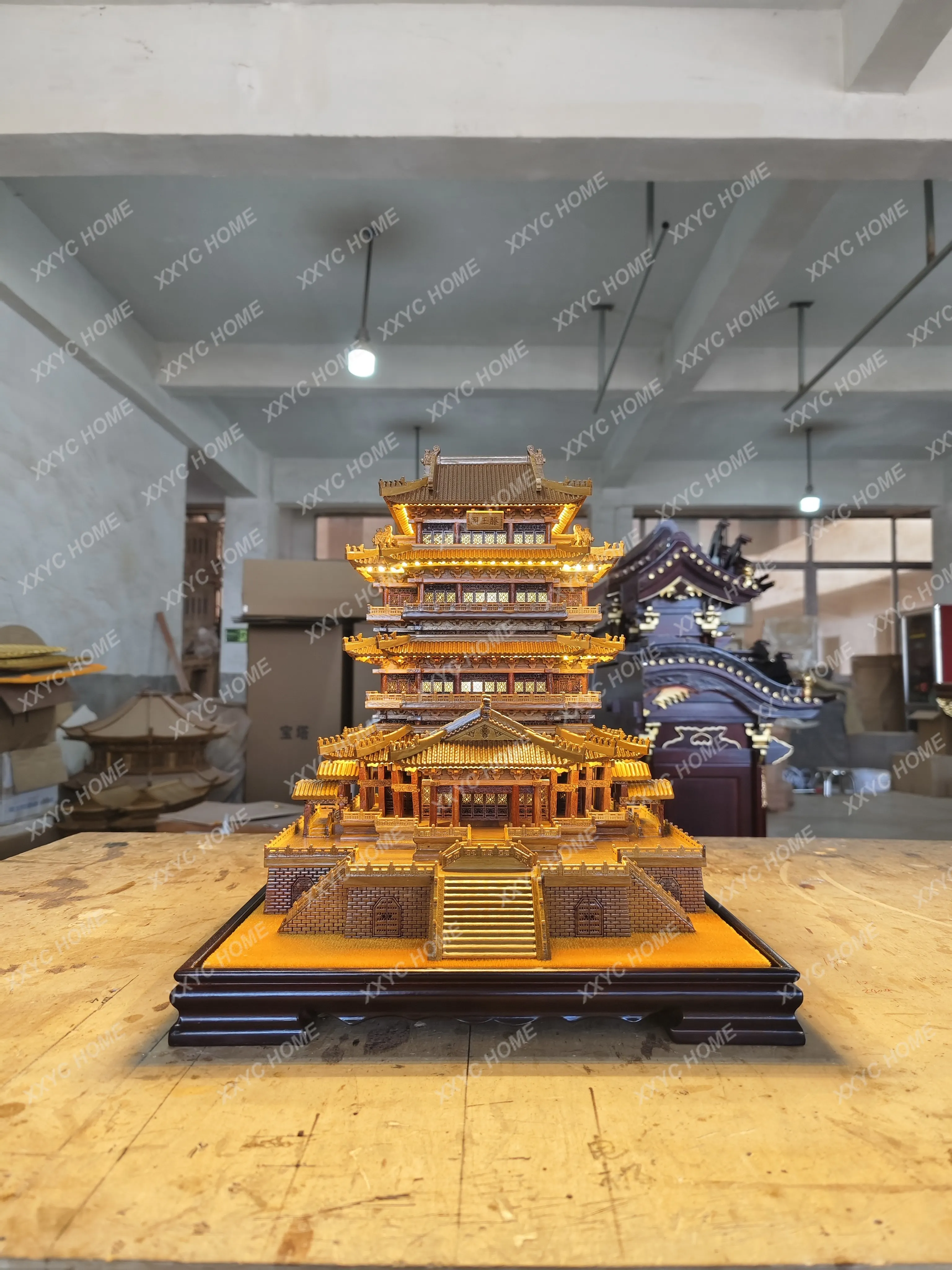 Wood carving Chinese ornaments Crafts Ancient building model Golden silk teak Tengwang Pavilion