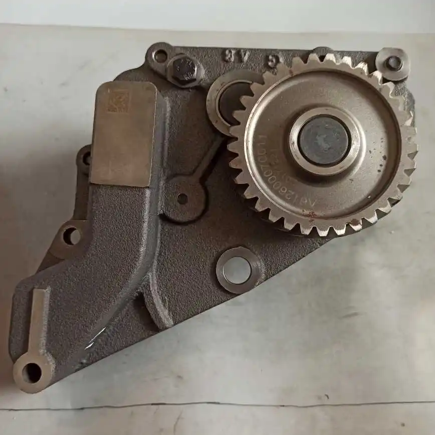 Suitable for Weichai Steir Wd615 Heavy Duty Truck Haowo Engine 33-Tooth Oil Pump 612600070365