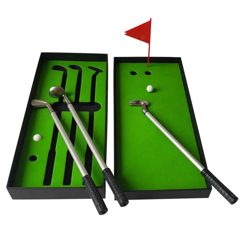 

Golf Club Pen Set with 3 Putters Flag Desktop Sports Simulated Course Putting Green Balls Ballpoint for Writing