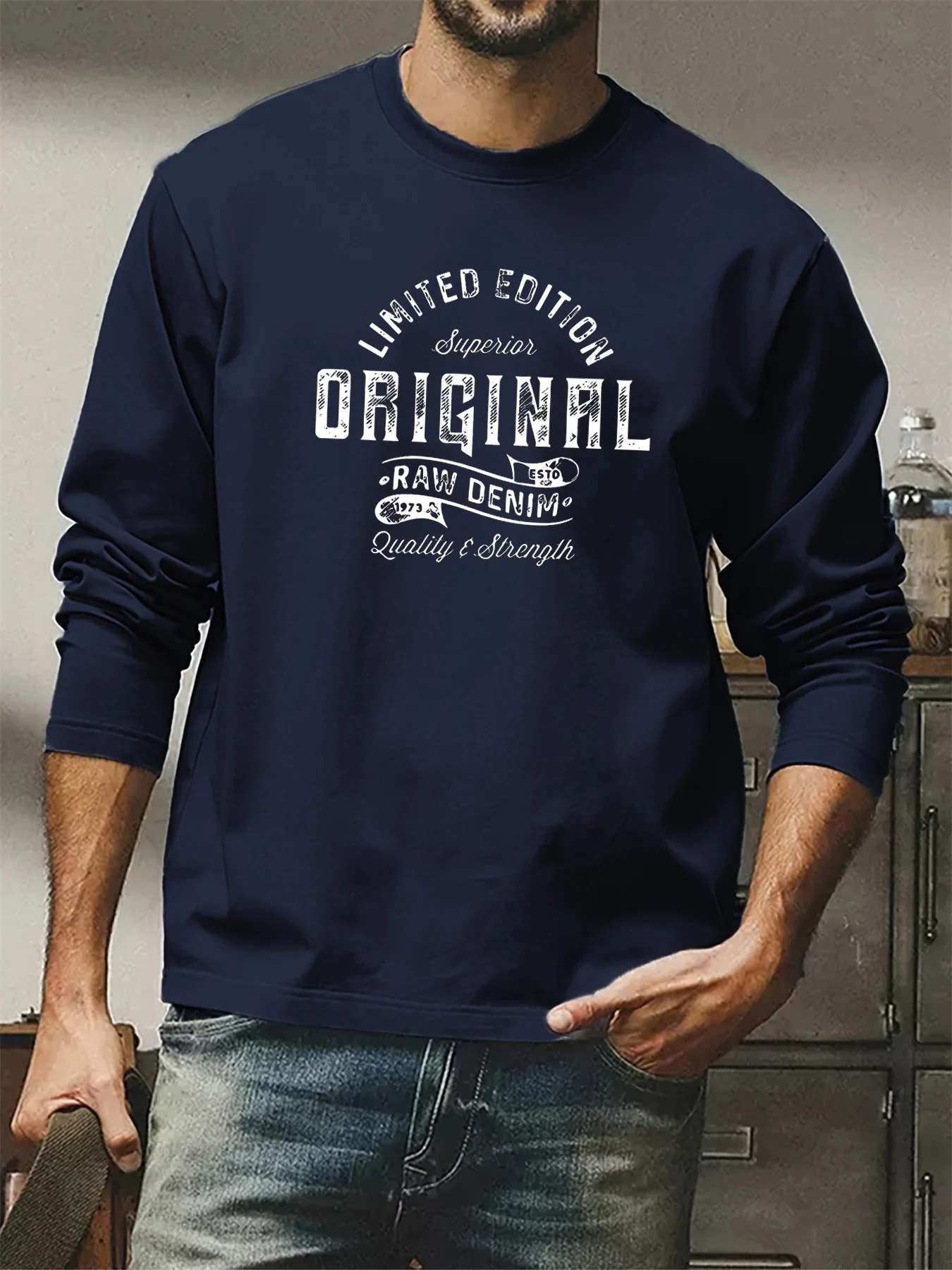 100% cotton men's long sleeved round neck loose and fashiona