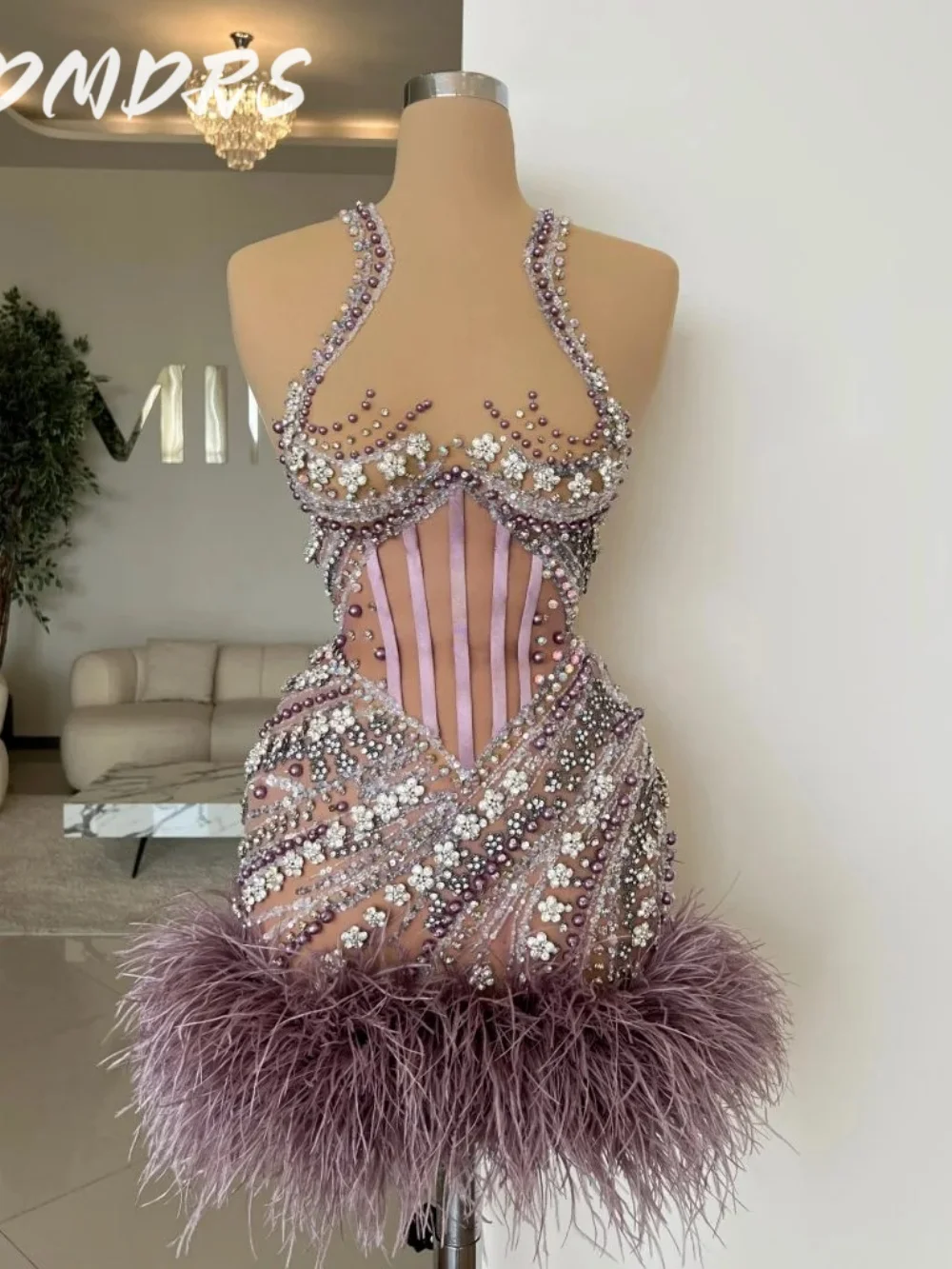 

Luxurious Beaded Prom Dress 2025 Sexy Spaghetti Strap Shiny Evening Dress Stylish A Line Feathered Knee-Length Gown Customized