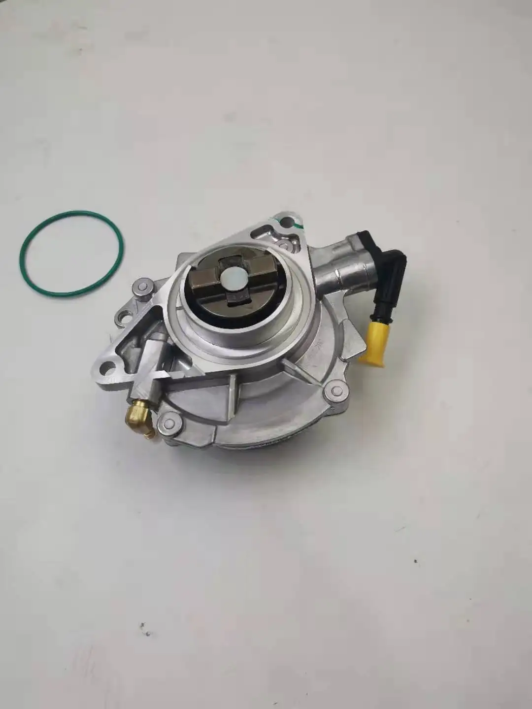 1118 1 Piece Brake Vacuum Pump for BMW F20 F30 114i 116i 118i 316i 320i N13 11667625260