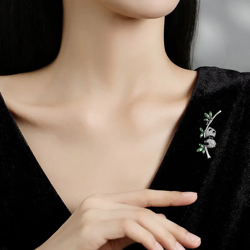 High-End Blessing Panda Brooch for Women, Exquisite Cute Lapel Pin, Unique Niche Design, Trendy Luxury Jewelry Accessory