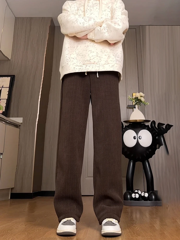 

Winter Men's Fce Lined Wide Leg Casual Pants ain Ear Pattern Straight Cut American Sle Winter Trousers Coffee Color