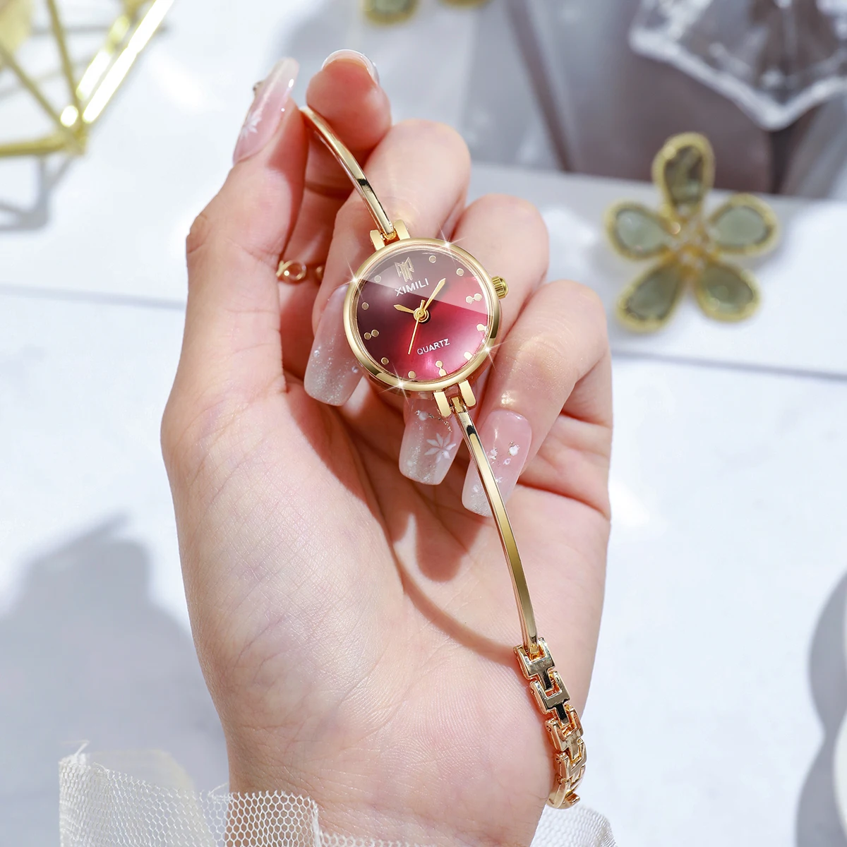 Bracelet élégant pour femmes, - Fashion Women Watch avis et prix