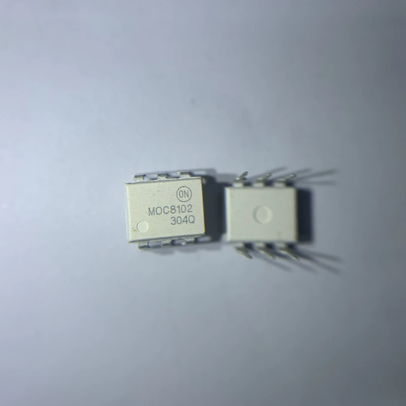 5PCS-20PCS MOC8102 MOC8102M  DIP-6 Straight into the  Optocoupler Phototrans No Base