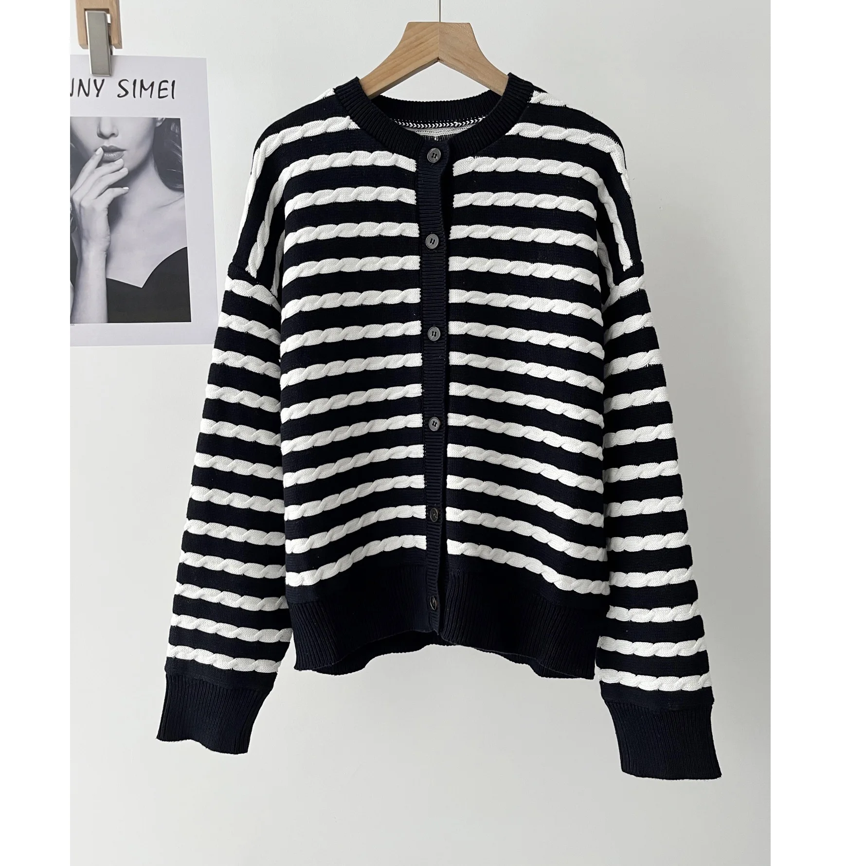 

Women's pure cotton short round neck long sleeve knitted cardigan Spring and Autumn 16a-5908