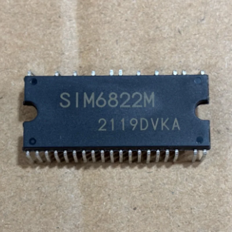 Brand New Original Sim6822M High-Voltage Three-Phase Motor Driver Chip Direct Plug-In Dip40