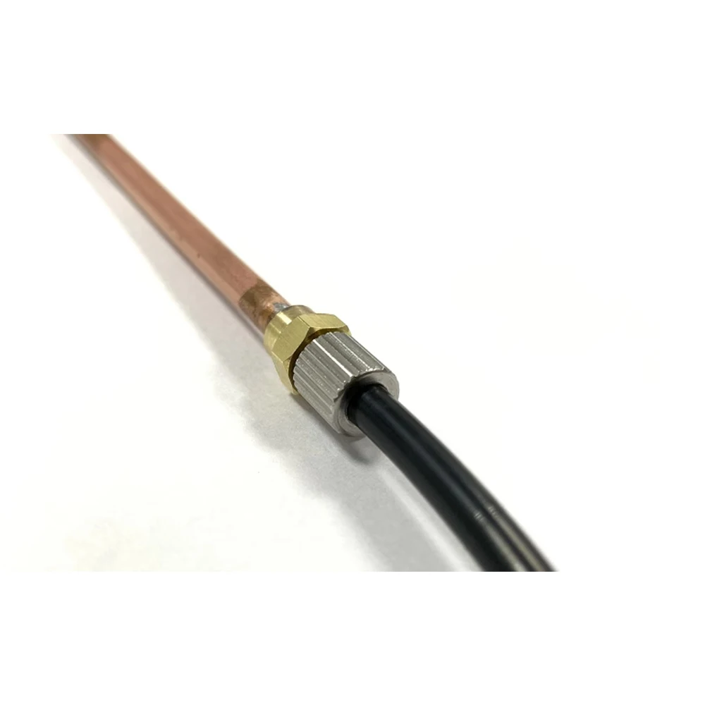 

Модель гидравлической техники с медной трубкой и шлангом, посвященная модели CUT