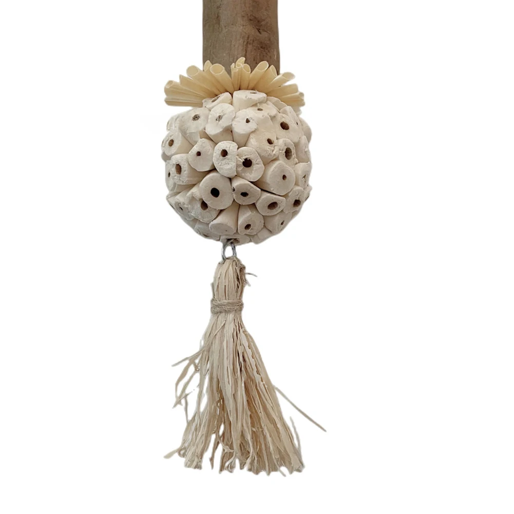 

Bird Toys Natural Sola Balls Foraging Toy Hanging Bird Chewing Accessories For Parrot Hamsters Rabbits