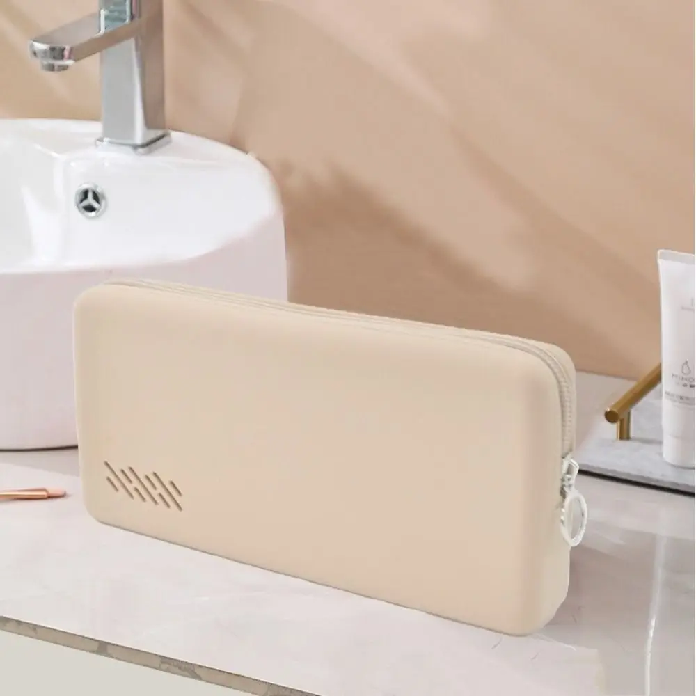 สีทึบซิลิโคนกระเป๋าเครื่องสําอางสี่เหลี่ยมผืนผ้าพร้อมซิปอุปกรณ์อาบน้ํากระเป๋าแบบพกพากันน้ําซิลิโคนกระเป๋าสําหรับเดินทาง