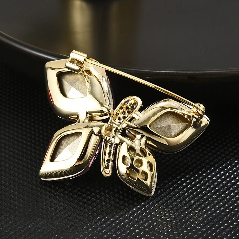 Exquisite Asymmetrical Crystal Butterfly Brooch Unique Design Insect Animal Jewelry Dress Accessories Women's Anti-Slip Pin