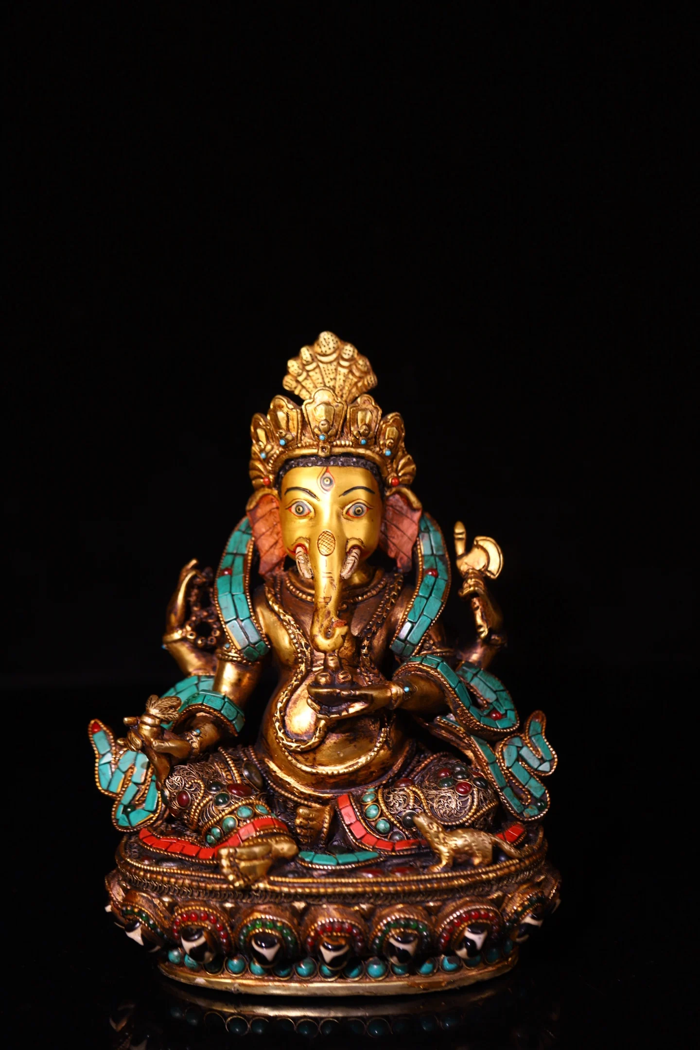 

Old Bronze Mosaic Gem gZi Beads Turquoise Tibetan Silver Filigree Elephant Head God Ganesha Sitting Buddha Worship Hall