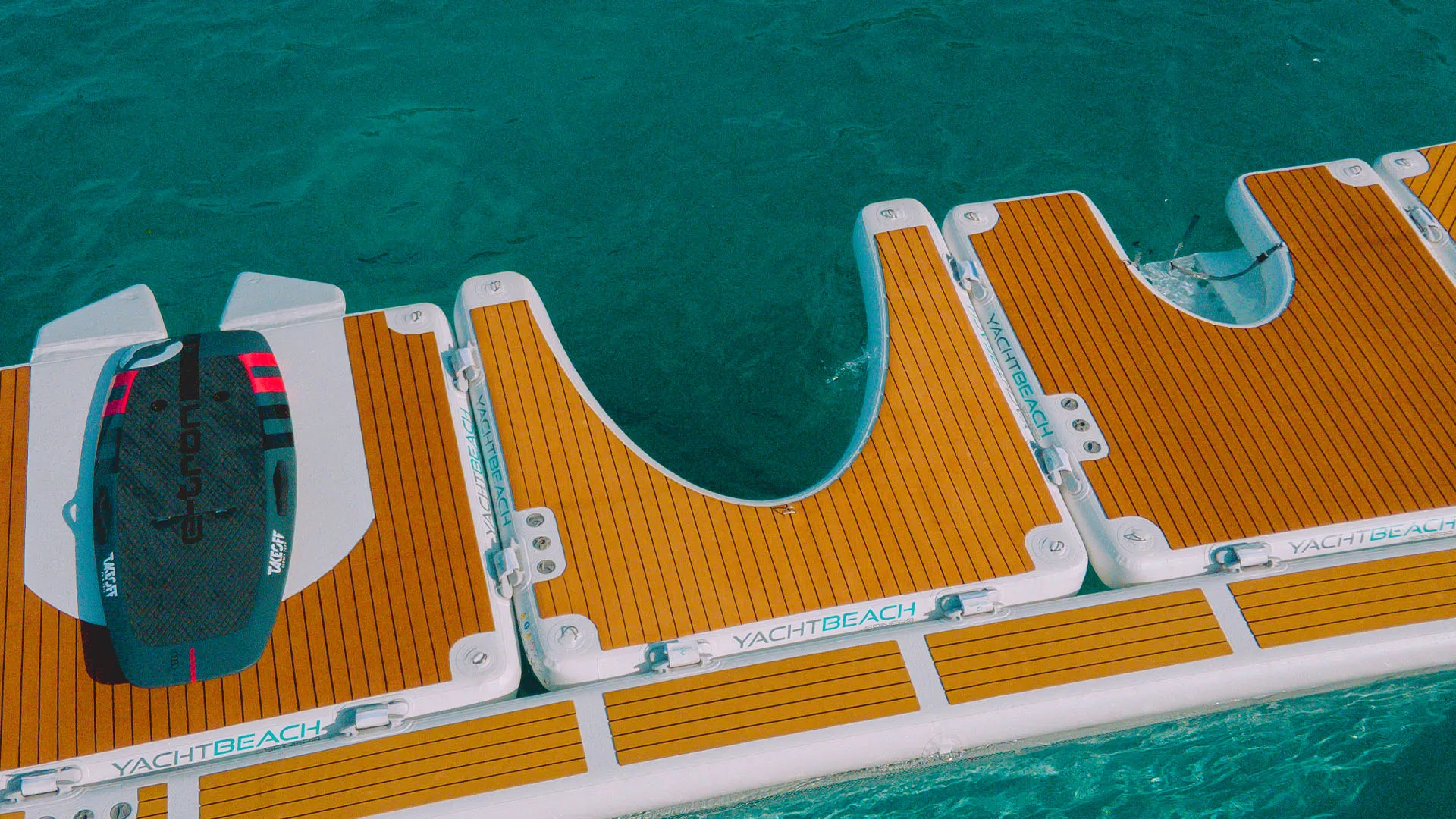 Jet Ski Inflável Flutuante E-Shape Yacht, ponto da gota, Water Jet Ski Dock, Jangada Flutuante, Novo