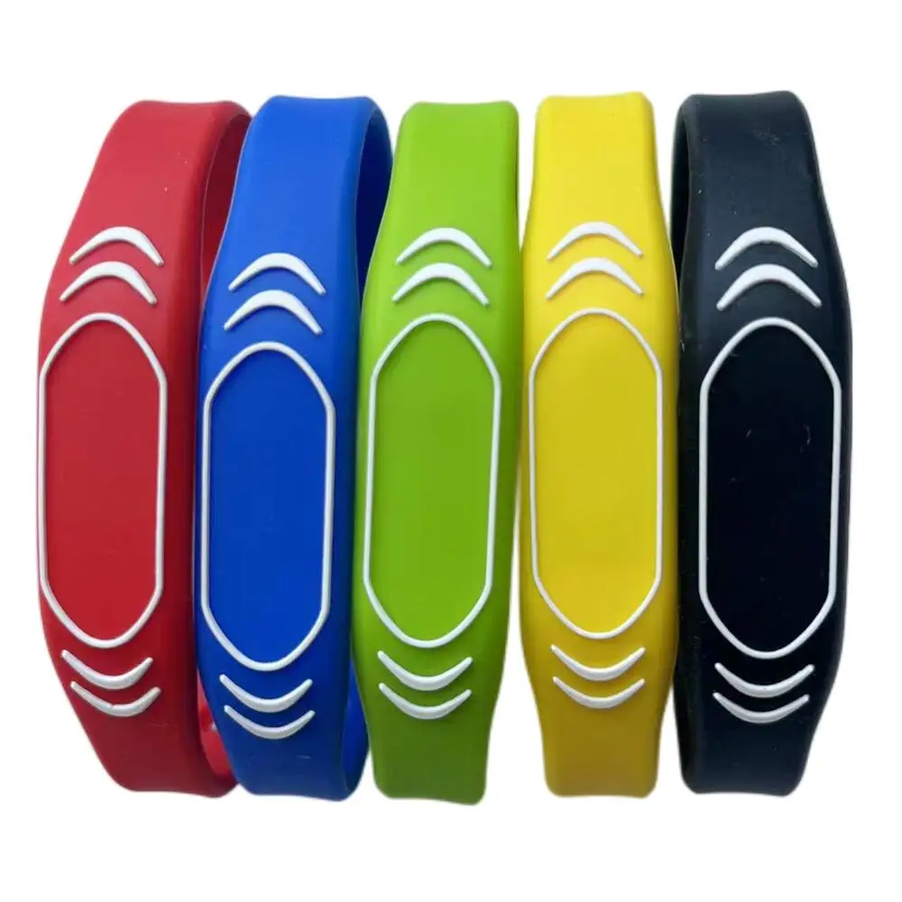 

1Pcs ID 125Khz EM4100 TK4100 Read Only Adjustable Waterproof Wristband RFID Silicone Band Bracelet For Access Control