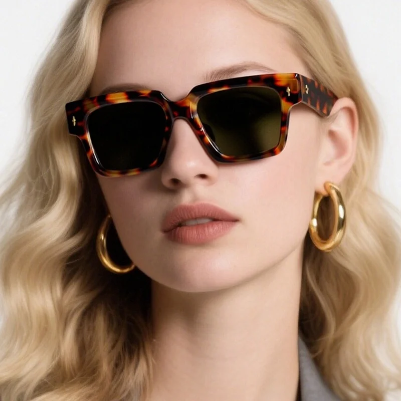 Sonnenbrille Männer Frauen Platz Mode Sonnenbrille Luxus Marke Designer Retro Outdoor Urlaub Party Geschenke Zubehör gafas de sol Herren