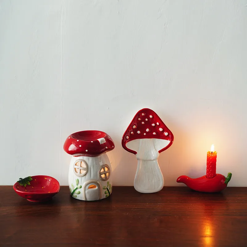 European Hand-painted Red Mushroom Candlestick Ornaments Kitchen Dining Table Chili Strawberry Shape Plate Crafts Birthday Gifts