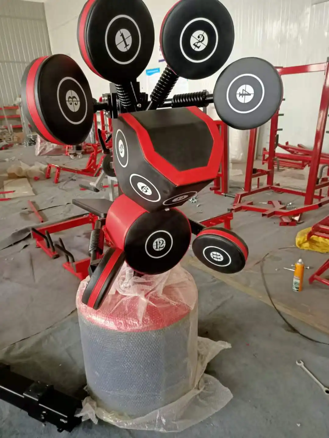 Multi-ângulo de perfuração alvo de parede anel de treinamento comercial ajustável luvas de boxe ginásio trainer suporte caixa mão