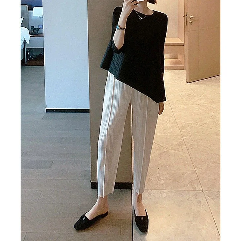 Women's Loose Wide Leg Cotton Blend Trousers Summer Thin Style Nine Points Elastic Waist Casual Pants Polyester Fiber