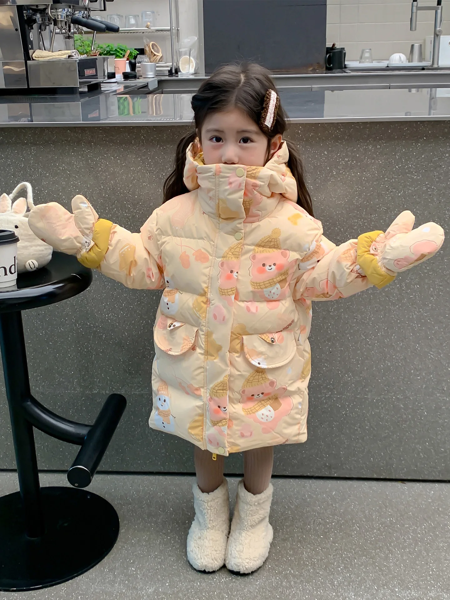 

Пальто с медведем Thiened для девочек, хлопковое пальто Jaet Du с капюшоном средней длины, стеганое пальто с героями мультфильмов, милый китайский бренд