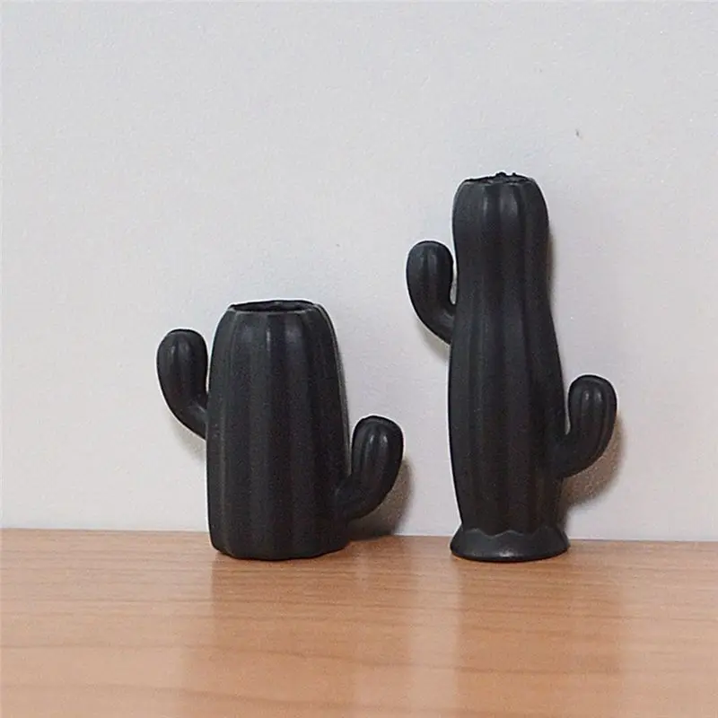 ABJV 2PCS 1/6 Scale Dollhouse Miniature Simulation Mini Cactus Vase House Decoration for Barbies BJD Doll Accessories,A