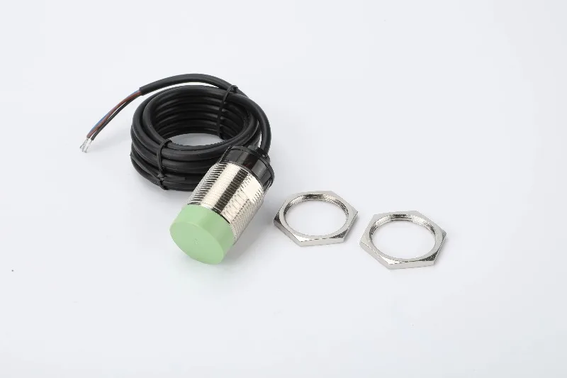 Best-selling PR30-15DN2 New Original Proximity Sensor with 15mm Sensing Range IP67 NPN NC Output for Automation Applications