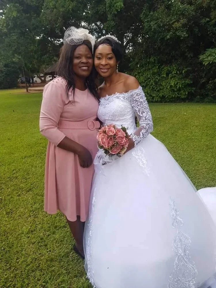 Robe de mariée marocaine personnalisée, épaules dénudées, manches longues, nouveaux produits, Style traditionnel, Design de marque, 2024