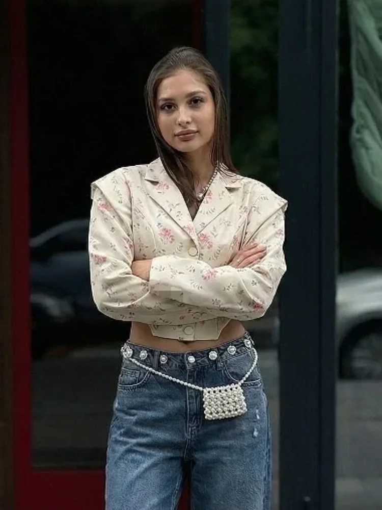 

Lady Chic Flora Printed Cropped Blazer Coat Women Elegant Long Sleeve Lapel V-neck Single Breasted Coats 2026 Spring Autumn Wear