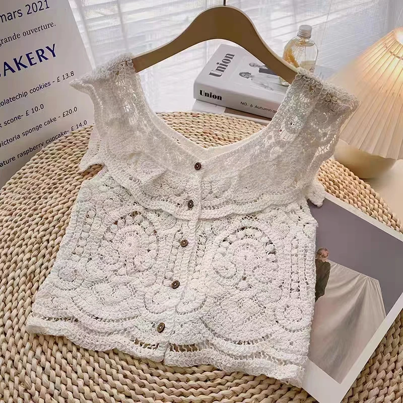 OUMEA Women Crochet Cotton Tops Summer Ruffled Neckline Sweet Tops Buttons Front Hollow Out Vintage Tops