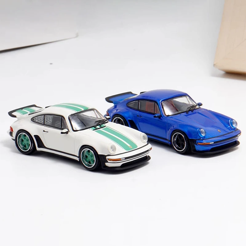 1:64 Scale  911 930 Turbo Singer Modified Car Simulation Alloy Model Static Display Collectible Toy Gift Souvenir