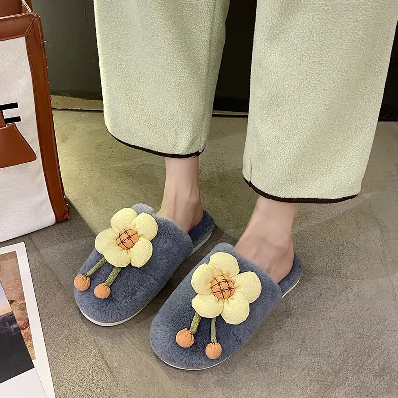 

Women's 2025 Autumn Winter Korean Style Sweet Cute Plush Floral Soft Sole Home Cotton Slippers