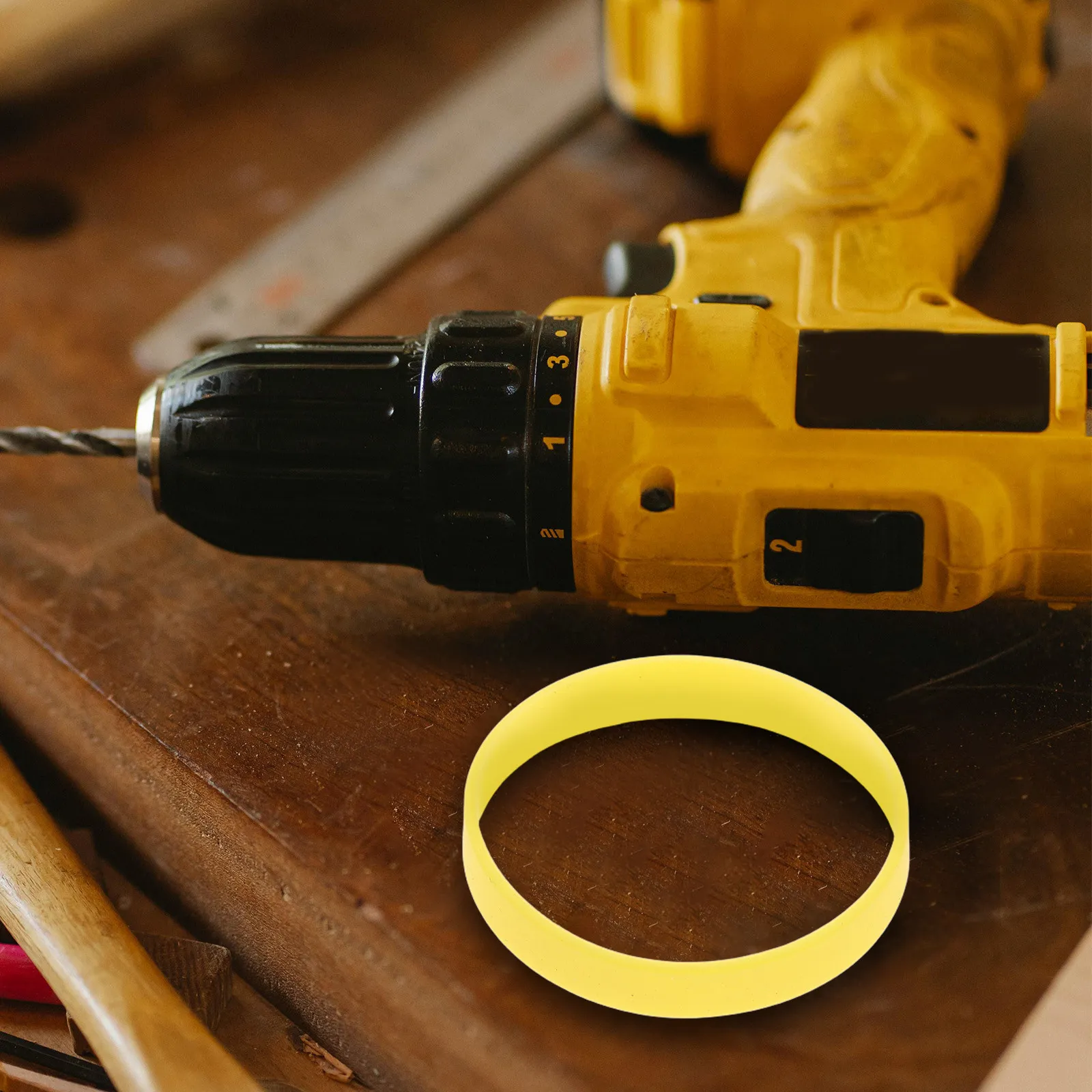 

Комплект из 6 эластичных ремней для крепления аккумулятора к электроинструменту, универсальные, усиленные, с противоскользящей петлей для быстрой фиксации