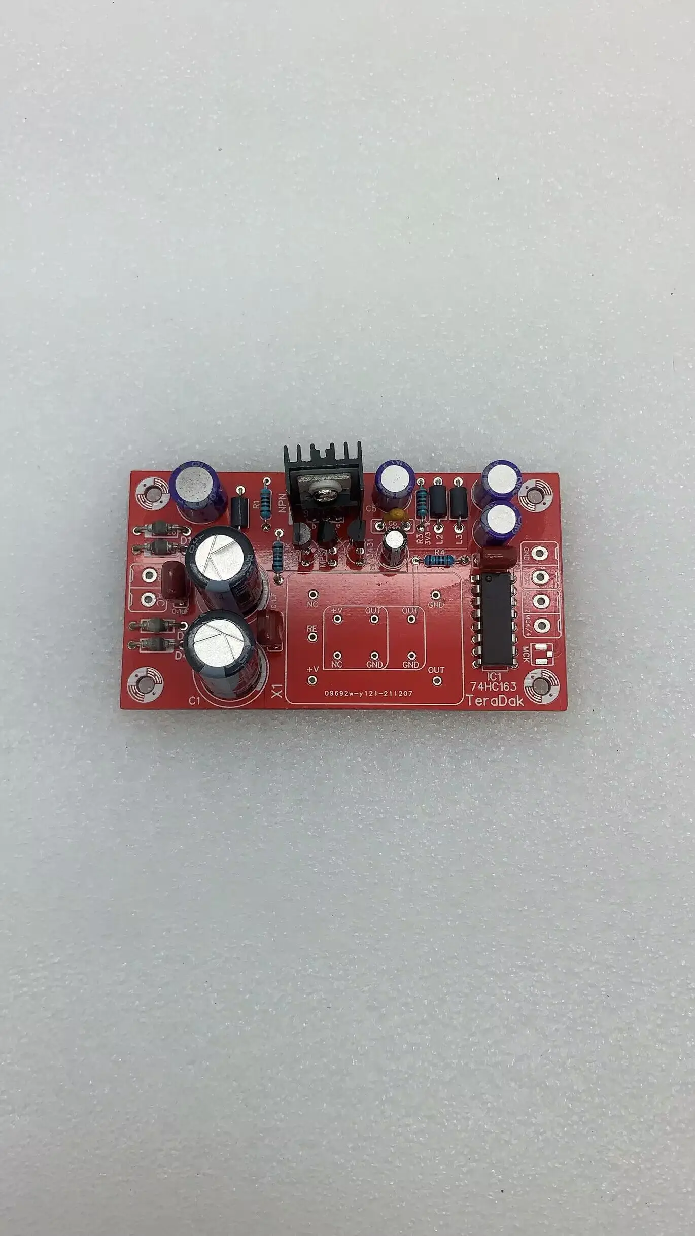 Function clock precise regulated power supply board compatible with TCXO OCXO frequency divider board