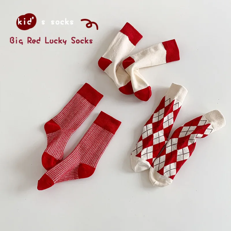 3 أزواج من جوارب عيد الميلاد للأطفال للخريف والشتاء منتصف العجل للأطفال جوارب أرضية للعام الجديد