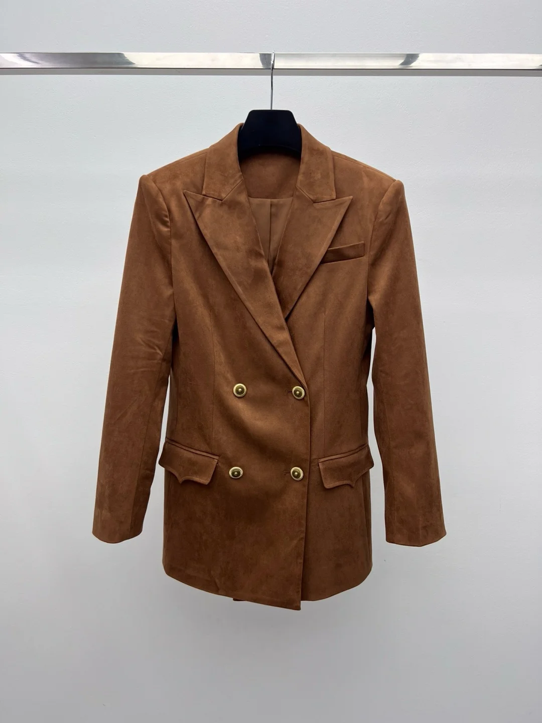 

Женские замшевые шорты, спортивный костюм с двубортным жилетом, ретро золотые пуговицы, офисная повседневная одежда, наряд из двух предметов