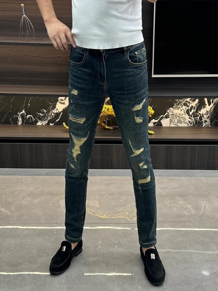Retro Distressed Denim Jeans Men's Trendy Design Scratch And Wear Slim Fit Long Pants Autumn Winter Fashion Casual Wear