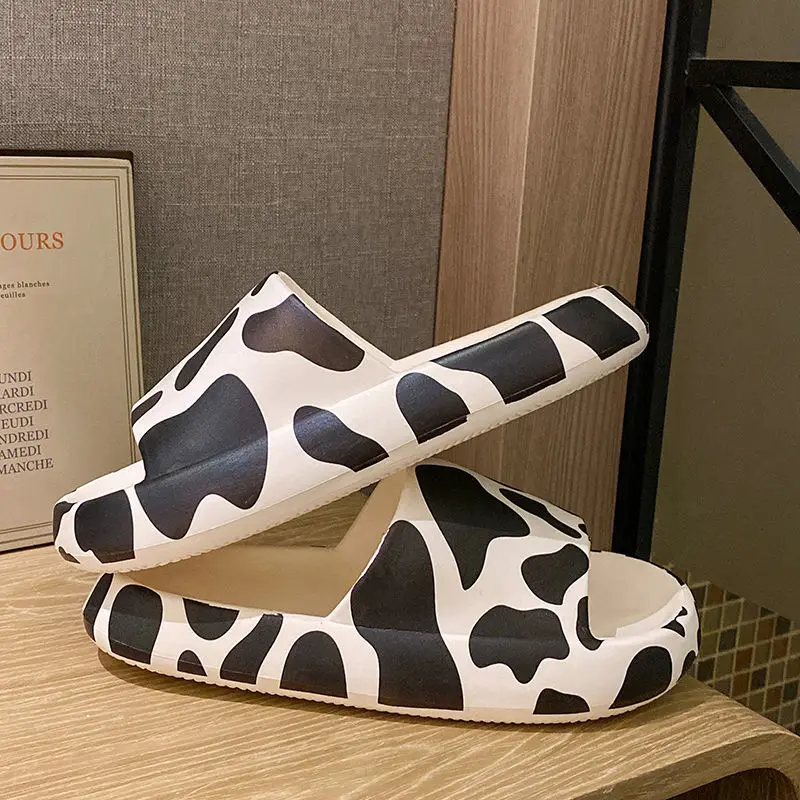 Kawaii Slippers Women Lovely Cow Print Summer Bathroom No-slip Korean Style Trendy Preppy Couples Vintage Funny Female Beach Ins