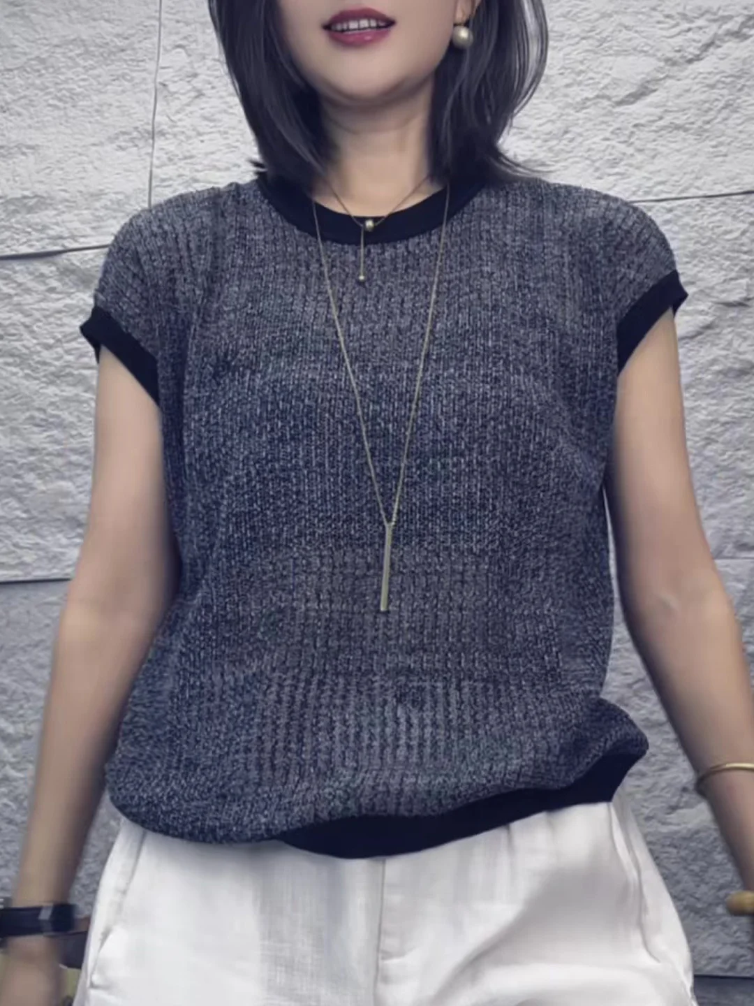 

Корейский Sle Faion Color Blo круглый вязаный жилет Ne Svel женский летний новый возрастной универсальный топ