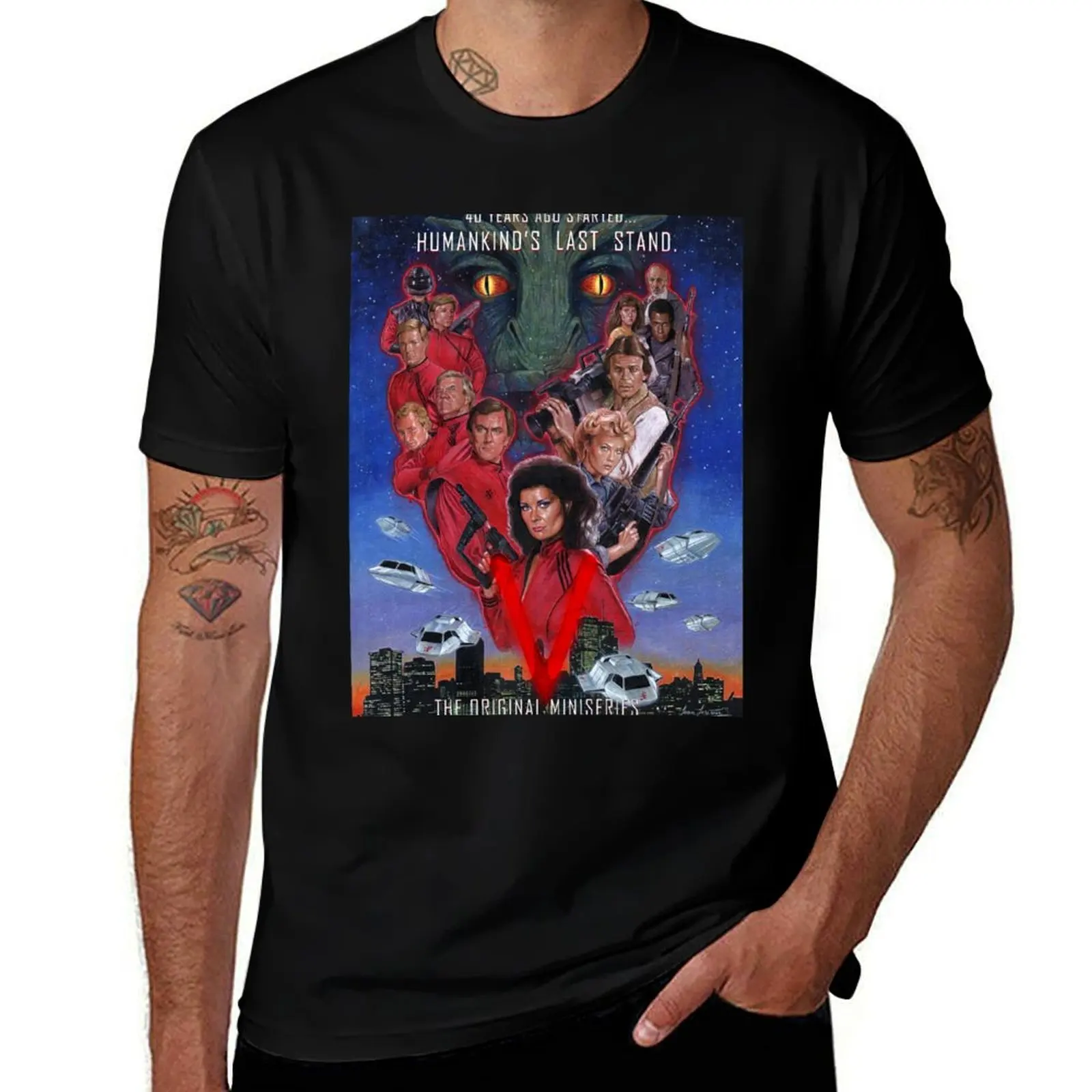 V the original miniseries 40th anniversary with text T-Shirt Basic Solid Tee for Daily Use T-Shirt