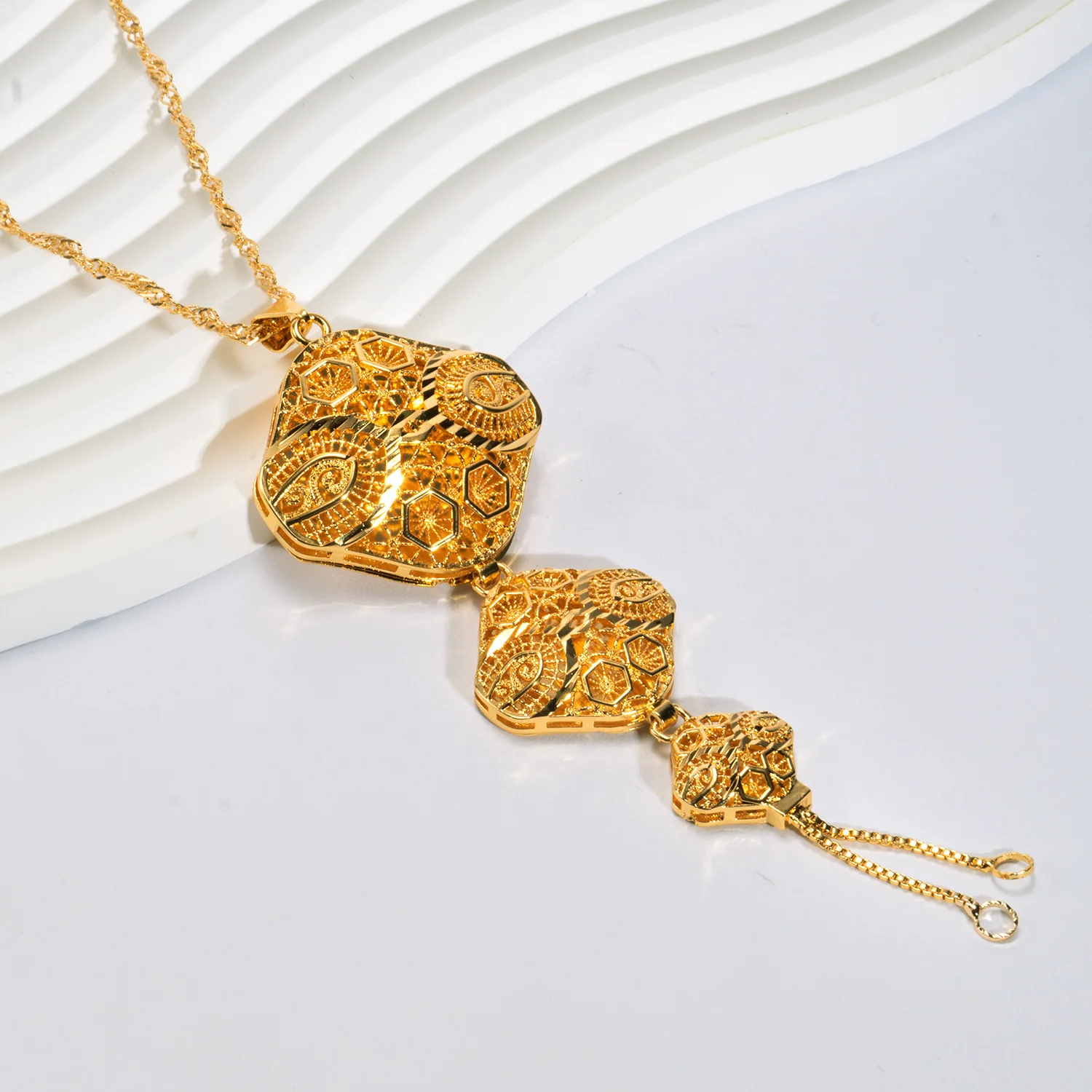 9999 gold necklace - Indian Nigeria round geometric exaggerated = pendant - bridal wedding accessory