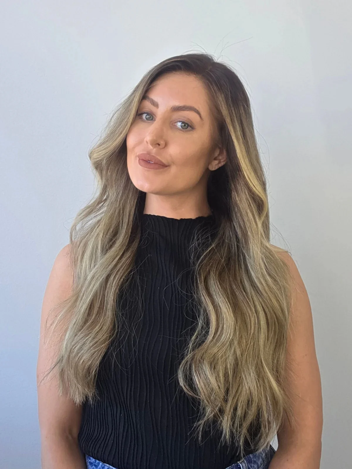 Luxury Lace front Wig Honey Blonde Balayage Heat Resistant Synthetic Wig for Women Daily Party Cosplay Use Melt Roots Realistic