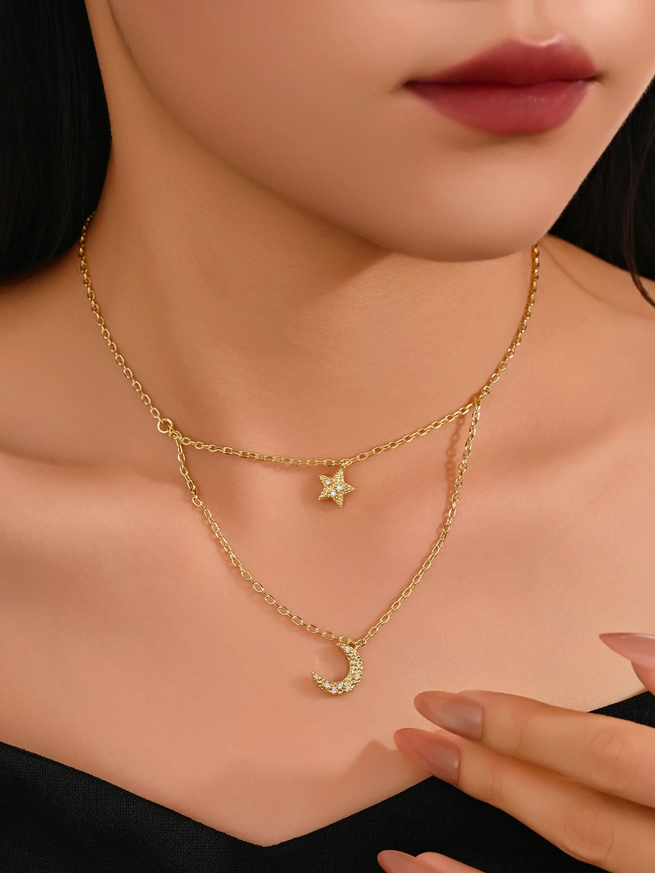 Latest Hot Selling Star Moon Stacked Style Women's Necklace, Personalized and Elegant Jewelry Accessories