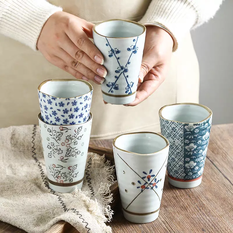 6-teilige Geschenktasse im japanischen Stil, Wasserbecher, Teetasse, Blumen-Teetasse, Geschenkset mit sechs Blumen, Wasserbecher, Unterglasurfarbe aus Keramik