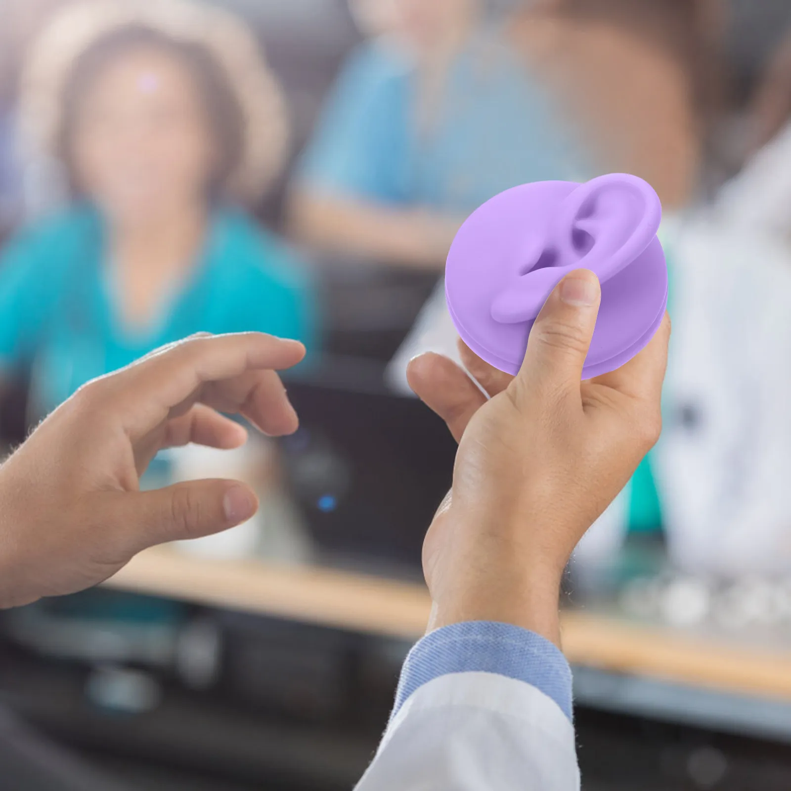 

2 шт. силиконовые манекены ушей для практики пирсинга, обучения наложению швов, демонстрации ювелирных изделий