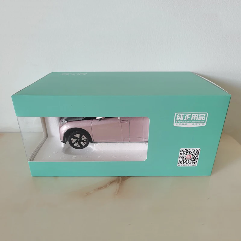 1:18 scala BYD Dolphin EV simulazione auto in lega modello di auto giocattolo pressofuso ornamenti da collezione