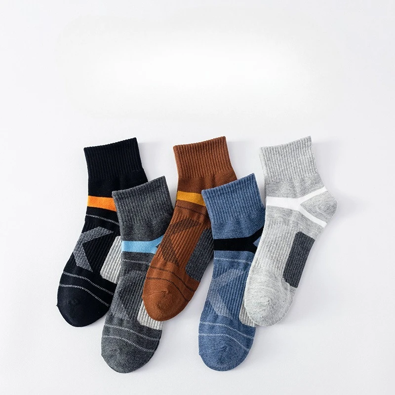 

5 pairs New Spring Comfortable Men's Sports Socks Fashionable Versatile Thickened Middle Socks Casual Breathable Men's Socks