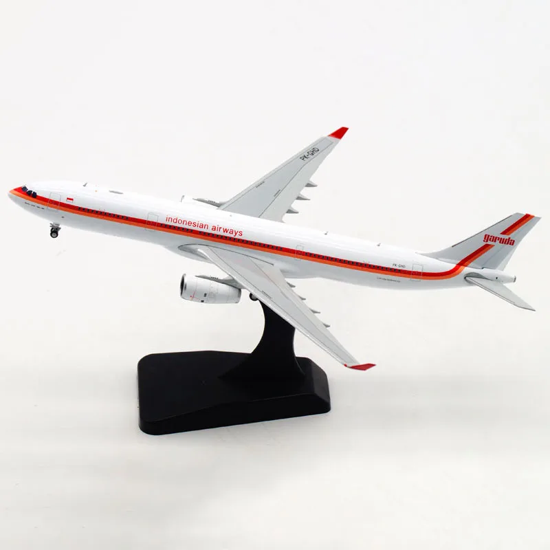 

Diecast Garuda Air A330-300 Civil Aviation Aircraft Alloy & Plastic Model 1:400 Scale Diecast Toy Gift Collection Simulation